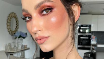 Blush stacking