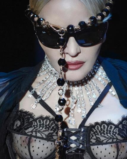 Madonna3.jpg