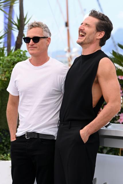Pedro Pascal i Joaquin Phoenix
