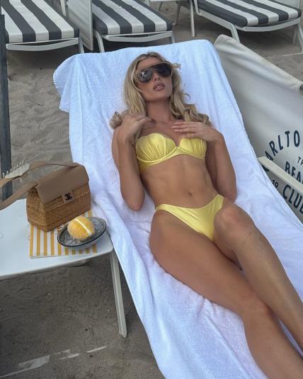 Elsa Hosk badići5.jpg