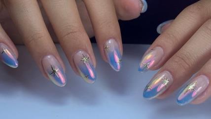 Aurora nokti