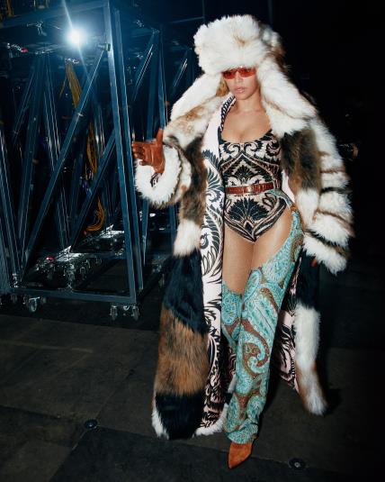 Beyonce kostimi