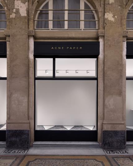 Acne studios galerija