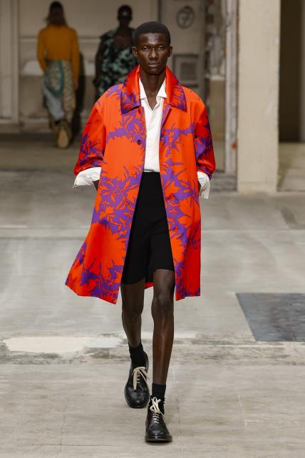 Dries Von Noten SS26 debi Julian Klausner