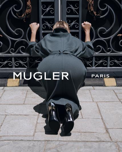 Sharon Stone za Mugler