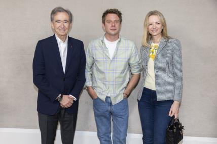 Jonathan Anderson, Bernard Arnault i Delphine Arnault