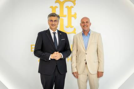 Andrej Plenković i Ivica Max Krizmanić Goran Jakuš.jpg