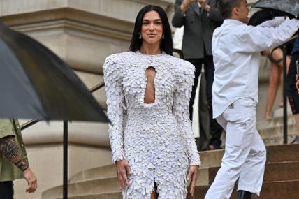 Dua Lipa Schaiparelli Pariz