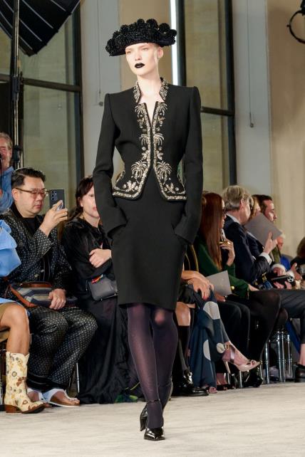 Schiaparelli SS26 Haute Couture