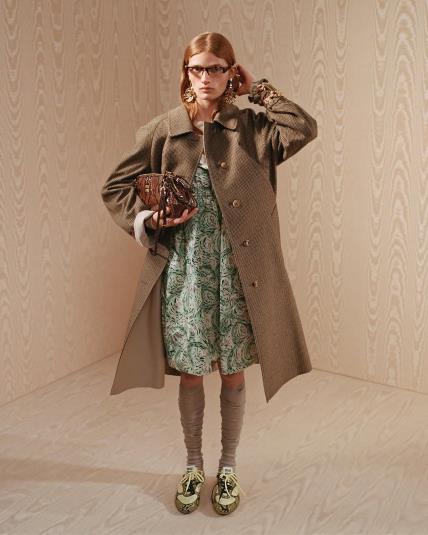 Miu Miu Fall-Winter 2025 collection- a minimal starting point is enhanced by sophisticated detai.jpg
