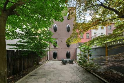 New York Bubble House