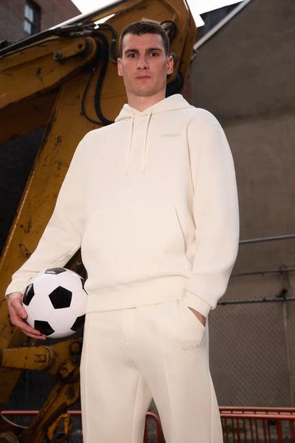 Dominik Livaković Mackage