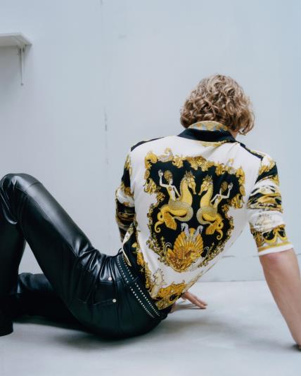 Versace by Stef Mitchell fotograf svibanj 2025