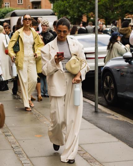 SS26-Copenhagen-Fashion-Week-Streetstyle-Day1-Noor-u-nisa-Khan12.jpg