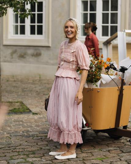 SS26-Copenhagen-Fashion-Week-Street-Style-Day2-Noor-u-nisa-Khan-31.jpg