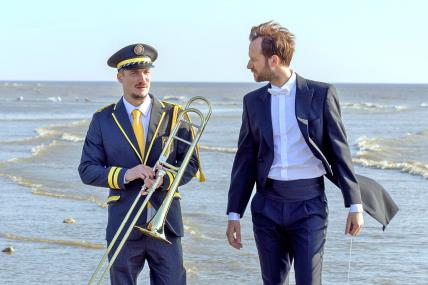 Fanfare.jpg