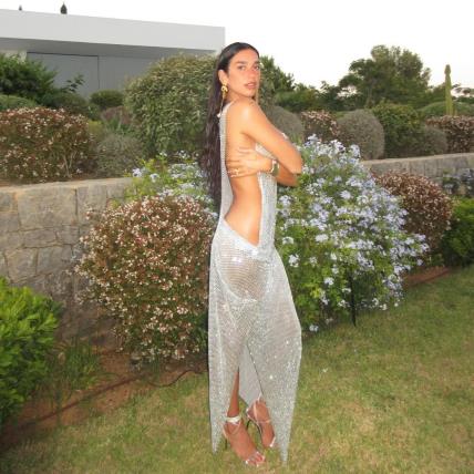 Dua Lipa 2.jpg