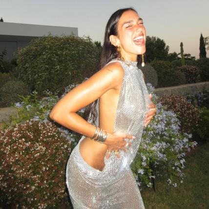 Dua Lipa u sheer haljini.jpg