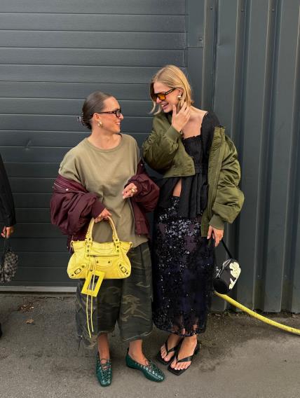 Modni trendovi midi slip suknja