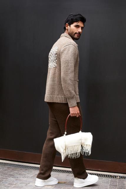 Euclid Cardigan Brown i Circe Pants Brown 2.jpg