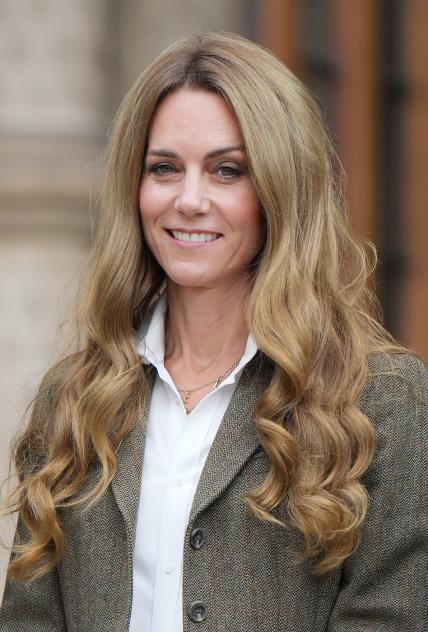 Kate Middleton kosa honey blonde