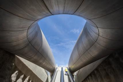 Napulj metro stranica arhitektira Anish Kapoor
