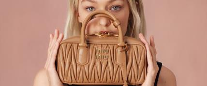 Miu Miu x Gigi Hadid novi modeli torbica
