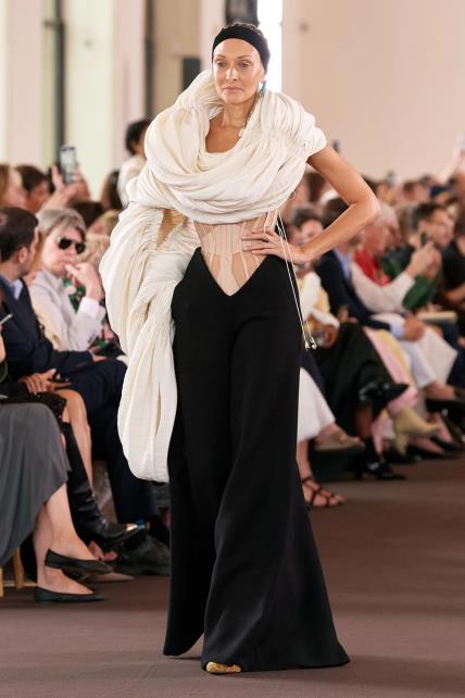 Schiaparelli Tjedan visoke mode Pariz FW23
