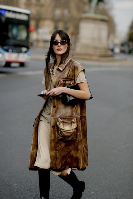 Leia Sfez Pariz street style