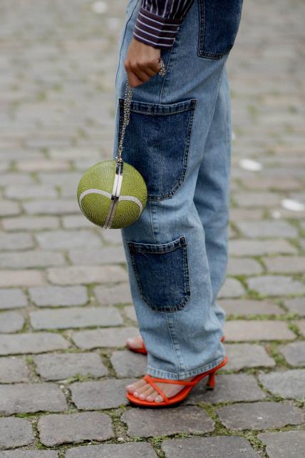 Kopenhagen street style jesen 2023 kako nositi traper