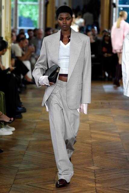 Victoria Beckham SS24 Tjedan mode Pariz